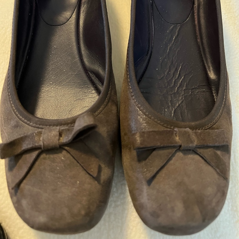 Vaneli Cocoa brown low wedges